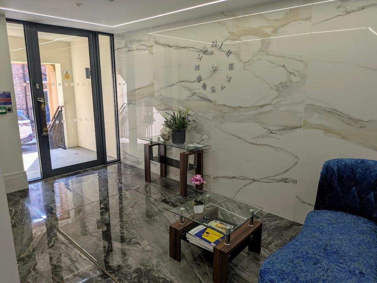 The Old Fire Station Luxury Apartment York Extérieur photo