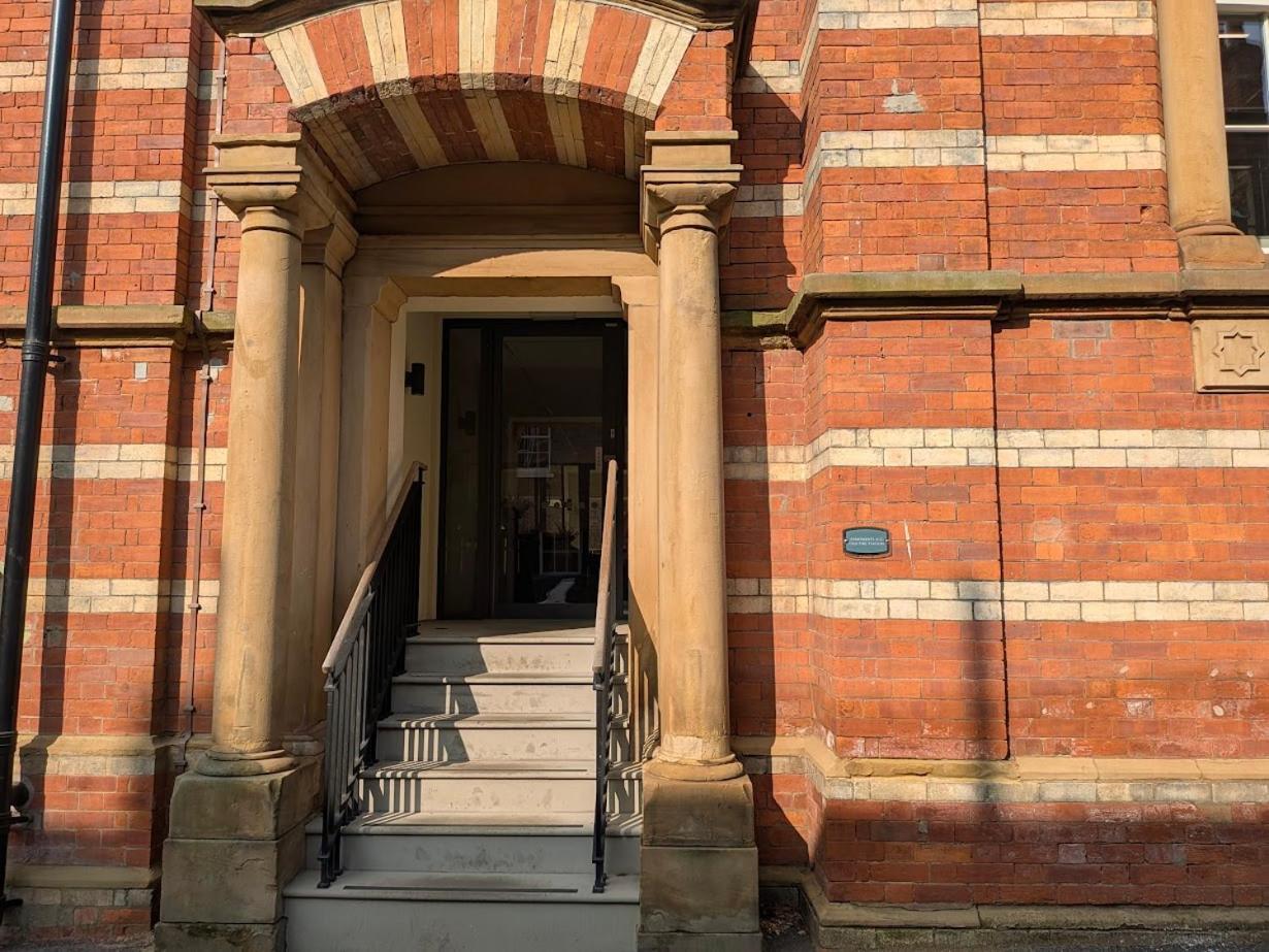 The Old Fire Station Luxury Apartment York Extérieur photo