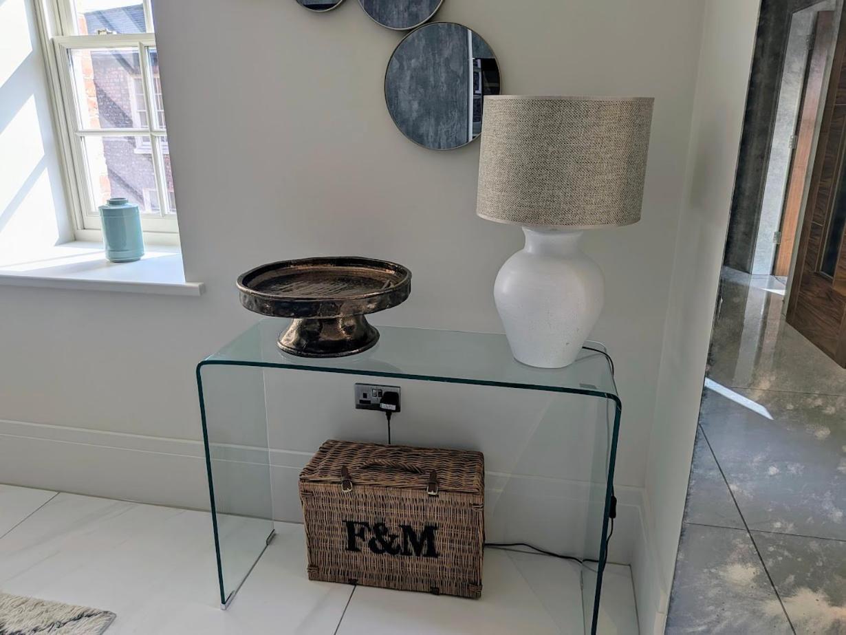 The Old Fire Station Luxury Apartment York Extérieur photo